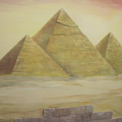 Барельеф египетских пирамид